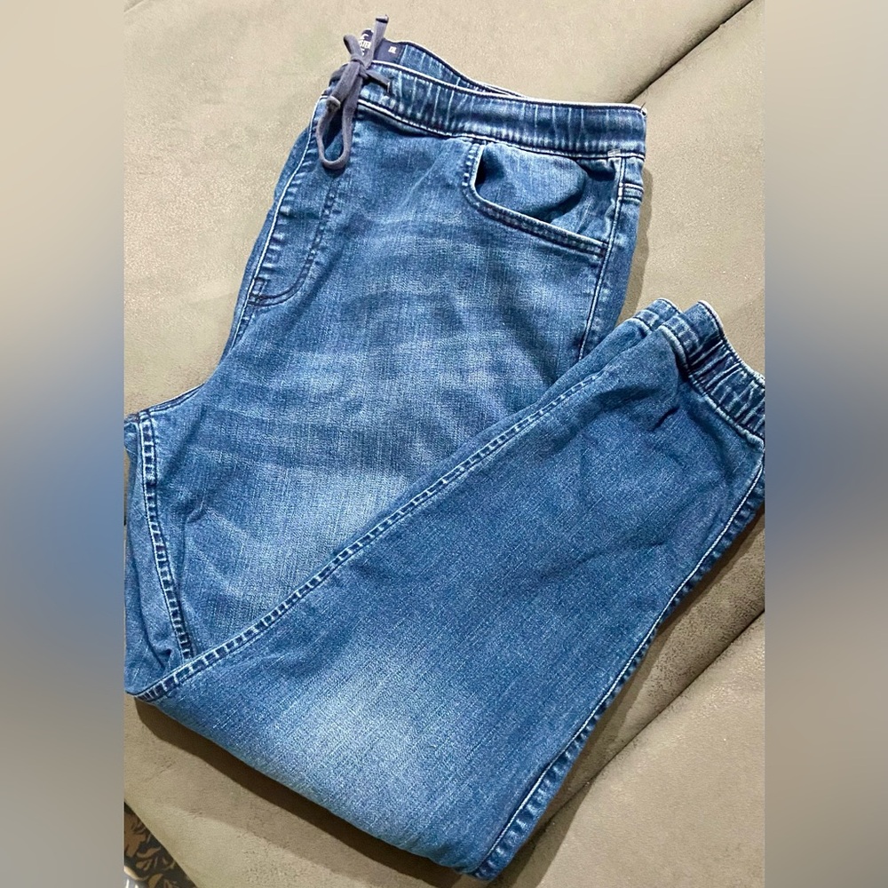 Women’s denim joggers by Hollister